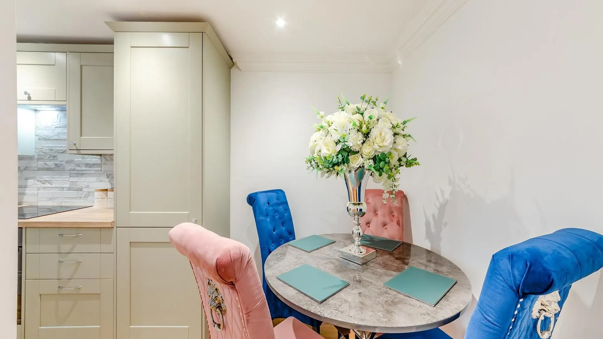 Buttercup Cottage - Uk45969 Yarm 0*,